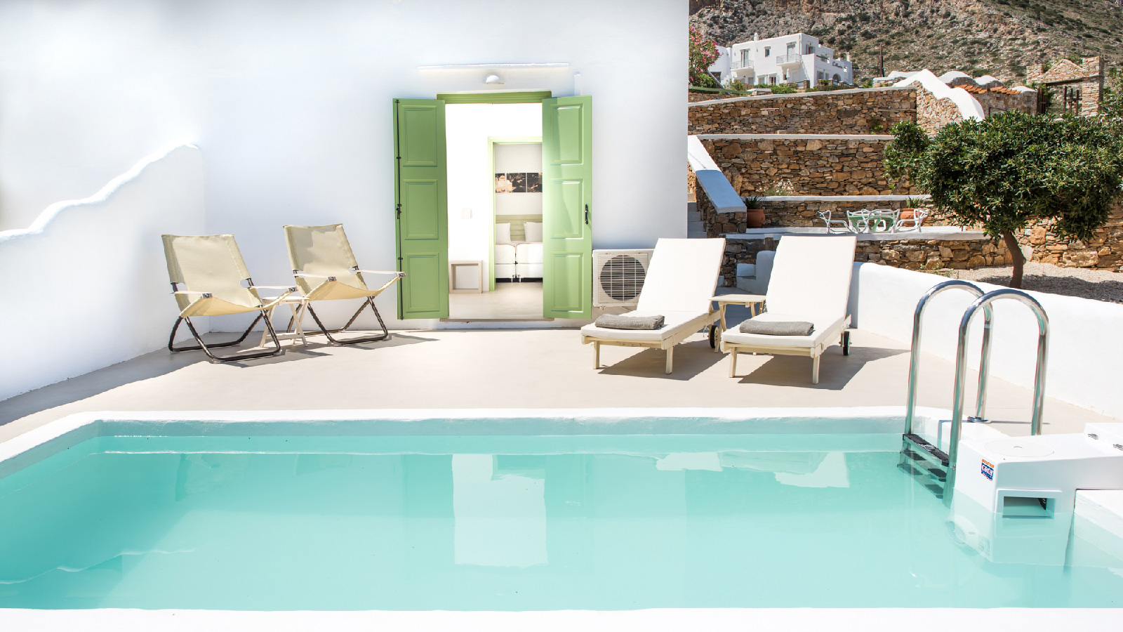 Stay In Sifnos At Xerolithia Land Accommodation